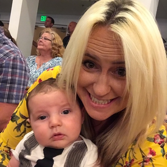 Meet your Posher, Paula !!! - Picture 1 of 3